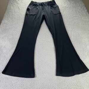 Gymshark Pause Flared Pants Womens Medium Black Ribbed Athleisure Casual Travel
